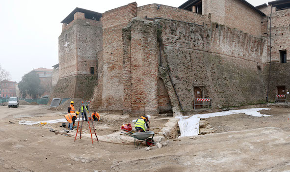 castelsimsondo scavi archeologici Panorama 2 r