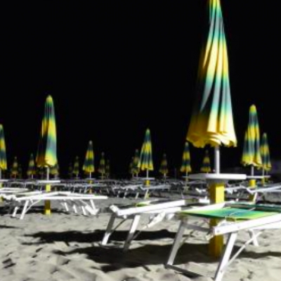 Illuminazione delle spiagge: undici i bagnini multati