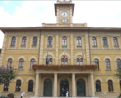 Santarcangelo, l&#039;amministrazione sull&#039;aggressione in piazza: polizia è intervenuta