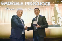 Bellaria, premio Panzini al colonnello delle fiamme gialle. Parata di divise al teatro Astra