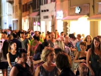 La Rimini shopping night conquista agosto e San Giuliano