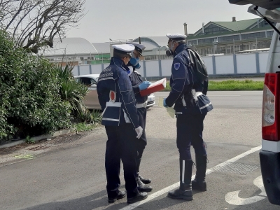 Agente municipale aggredito, denuncia a piede libero per oltraggio