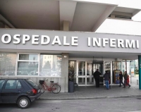 Muore in ospedale durante cambio catetere,un indagato